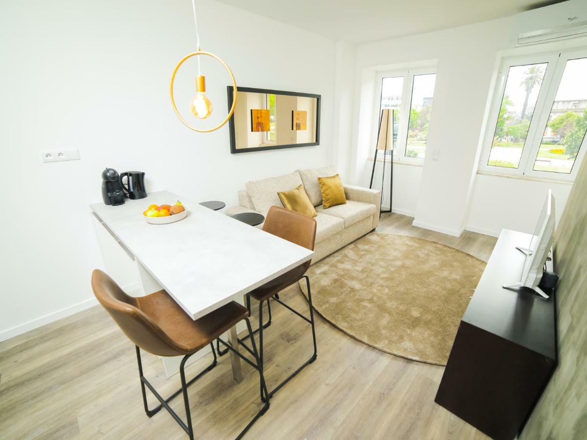 Angel Flats Apartment Porto Luaran gambar