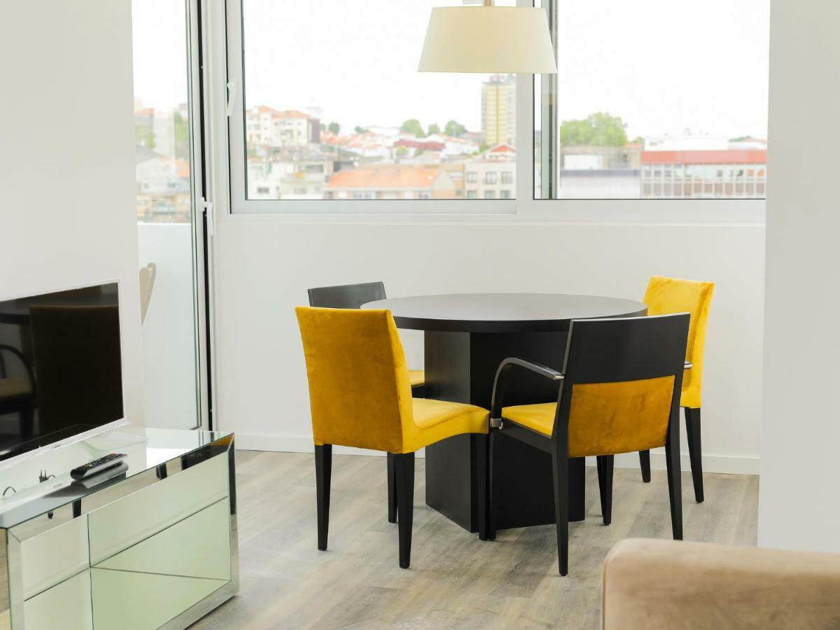 Angel Flats Apartment Porto Luaran gambar