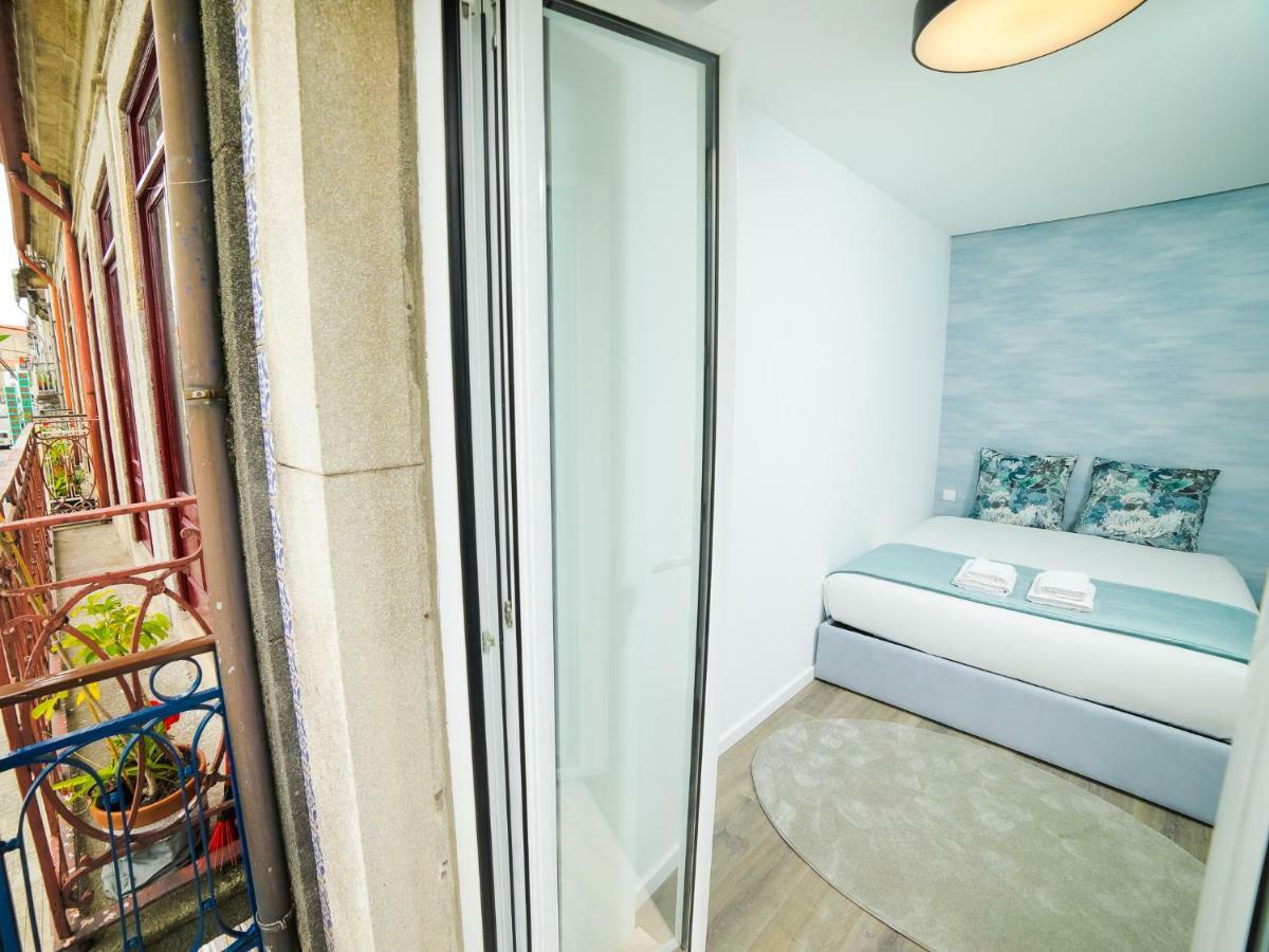Angel Flats Apartment Porto Luaran gambar
